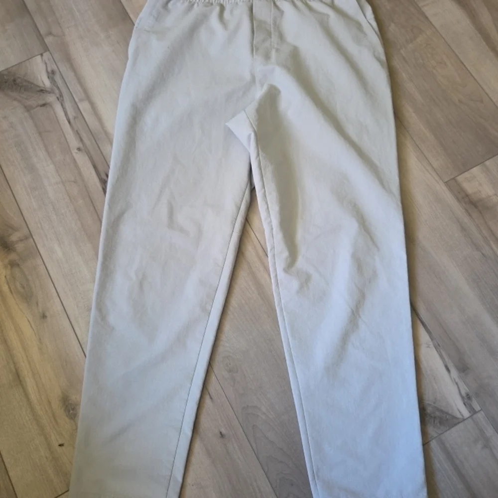 Lululemon Men's Classic Gray Pants
